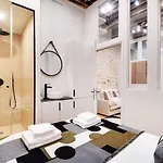 Les Halles - Grands Boulevards Stylish 2Br - 6P